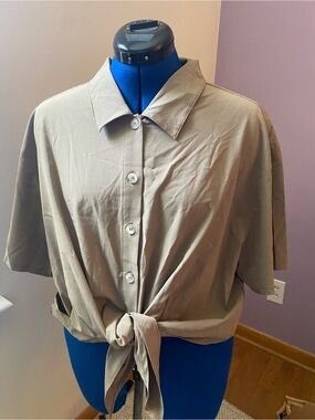 High-Waist Women’s Shorts — Taupe